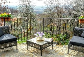 Al P  rtec has Balcony rooms