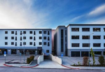 Barok Hotel and Apartments has Balcony rooms