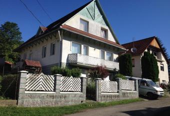 Jucus Vend  gh  z has Balcony rooms