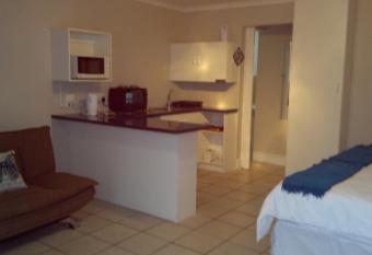 93 On Main Self Catering has Balcony rooms