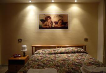 Pensione Lidia has Balcony rooms