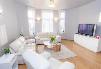 Studio Apartament Centrum Katowice has Balcony rooms