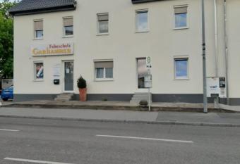 Lessig Zimmer Vermietung allows 18 year olds to book a room