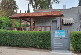 Pina BaGilboa allows 18 year olds to book a room