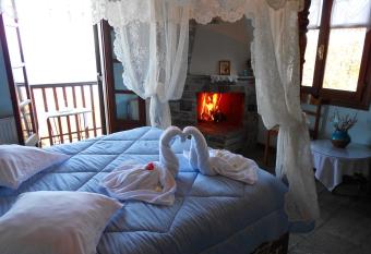 Diogenis Hotel has Balcony rooms