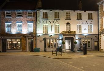 The King s Head allows 18 year olds to book a room