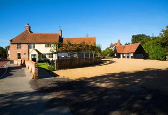 The Harvard Inn allows 18 year olds to book a room