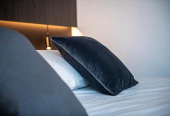 Hotel Pax allows 18 year olds to book a room