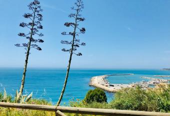 Casa Terme has Smoking rooms