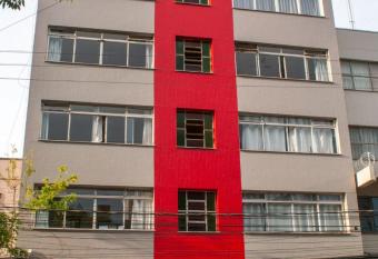 Bandeira Hotel allows 18 year olds to book a room