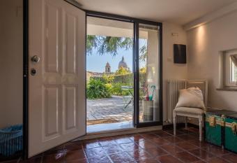 Assisi Charme has Balcony rooms