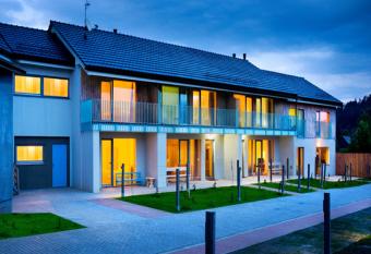 Apartments   ere    ov   Sad & Wellness has Balcony rooms