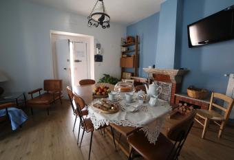 La Casa Del Borgo has Balcony rooms