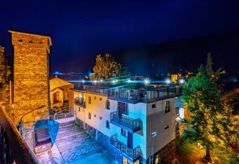 Guesthouse David Zhorzholiani has Balcony rooms