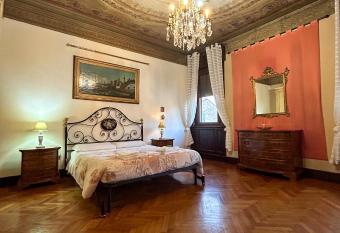 Dimora  800 has Balcony rooms