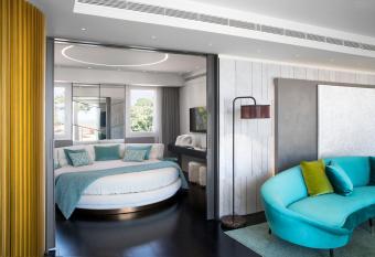 Hotel Byron has Balcony rooms