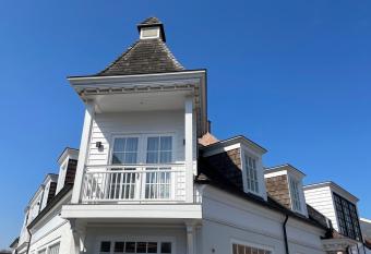 De Lindenhoeve Boutique Hotel has Balcony rooms