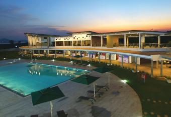 MWC club by Spree allows 18 year olds to book a room