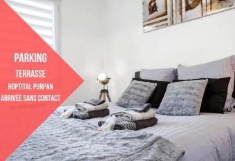 S  jour Toulouse Purpan Le D este has Balcony rooms