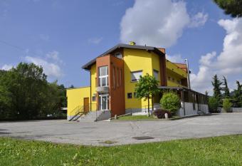 Millaenya Inn has Balcony rooms