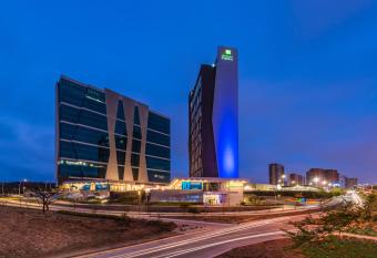Holiday Inn Express - Barranquilla Buenavista, an IHG Hotel allows 18 year olds to book a room
