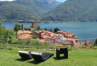 Ficano s Dream has Balcony rooms