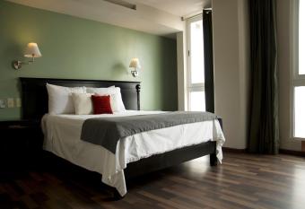 Lusitania Suites allows 18 year olds to book a room