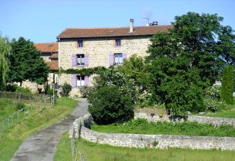 Chambres D hotes De La Mure has Balcony rooms