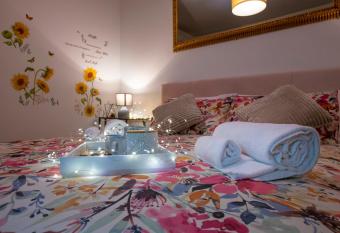 Borgo Trento Home, incantevole appartamento has Balcony rooms