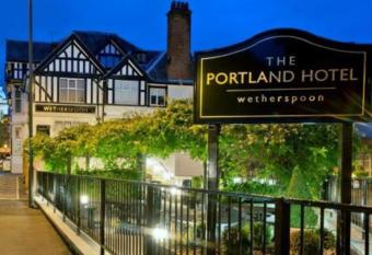 The Portland Hotel Wetherspoon allows 18 year olds to book a room