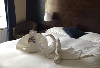 The Duke of Wellington Wetherspoon allows 18 year olds to book a room