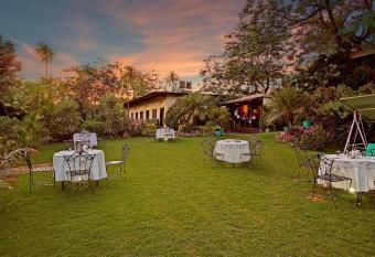 Hill  N  You - A Boutique Garden Resort has Balcony rooms