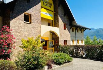 Premiere Classe Annecy Cran-Gevrier allows 18 year olds to book a room