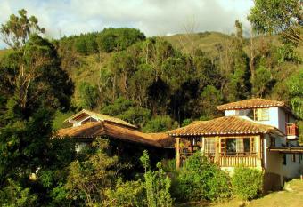 Hostal Renacer has Balcony rooms