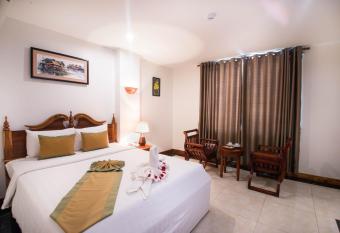 Relax Hotel has Balcony rooms