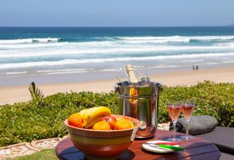 Xanadu Guest Villa has Balcony rooms