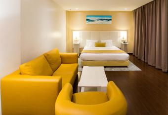 Hotel Best Night has Balcony rooms