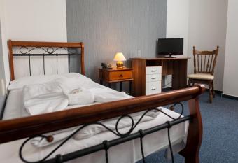 Hotel Diana has Balcony rooms