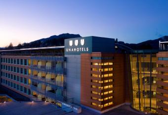 UNAHOTELS Varese has Balcony rooms