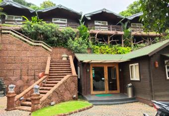 Tranquility Cottage Resorts allows 18 year olds to book a room