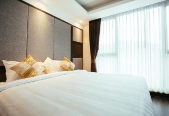 Tetris Hotel has rooms with a private hot tub