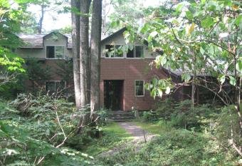 La Forest De Nome Karuizawa allows 18 year olds to book a room