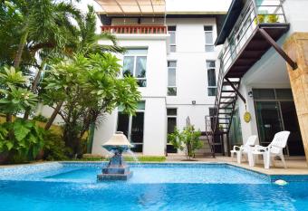 Tropical Garden Paradise Villa has Balcony rooms