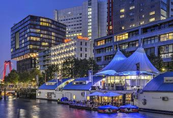 H2OTEL Rotterdam has Balcony rooms