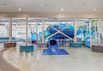 Hilton Vacation Club Beachwoods Kitty Hawk has Balcony rooms