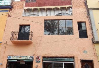 Casa Cantador allows 18 year olds to book a room