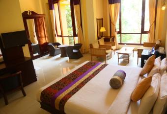 Blue Ginger Resort has Balcony rooms