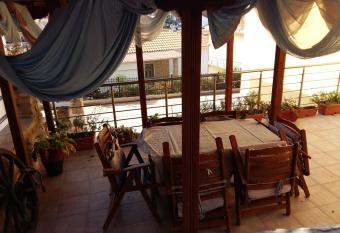 Magda Studios has Balcony rooms