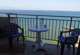 Marina Fort Noks Studio has Balcony rooms