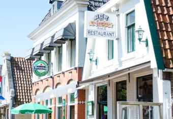 HCR Teernstra has Balcony rooms